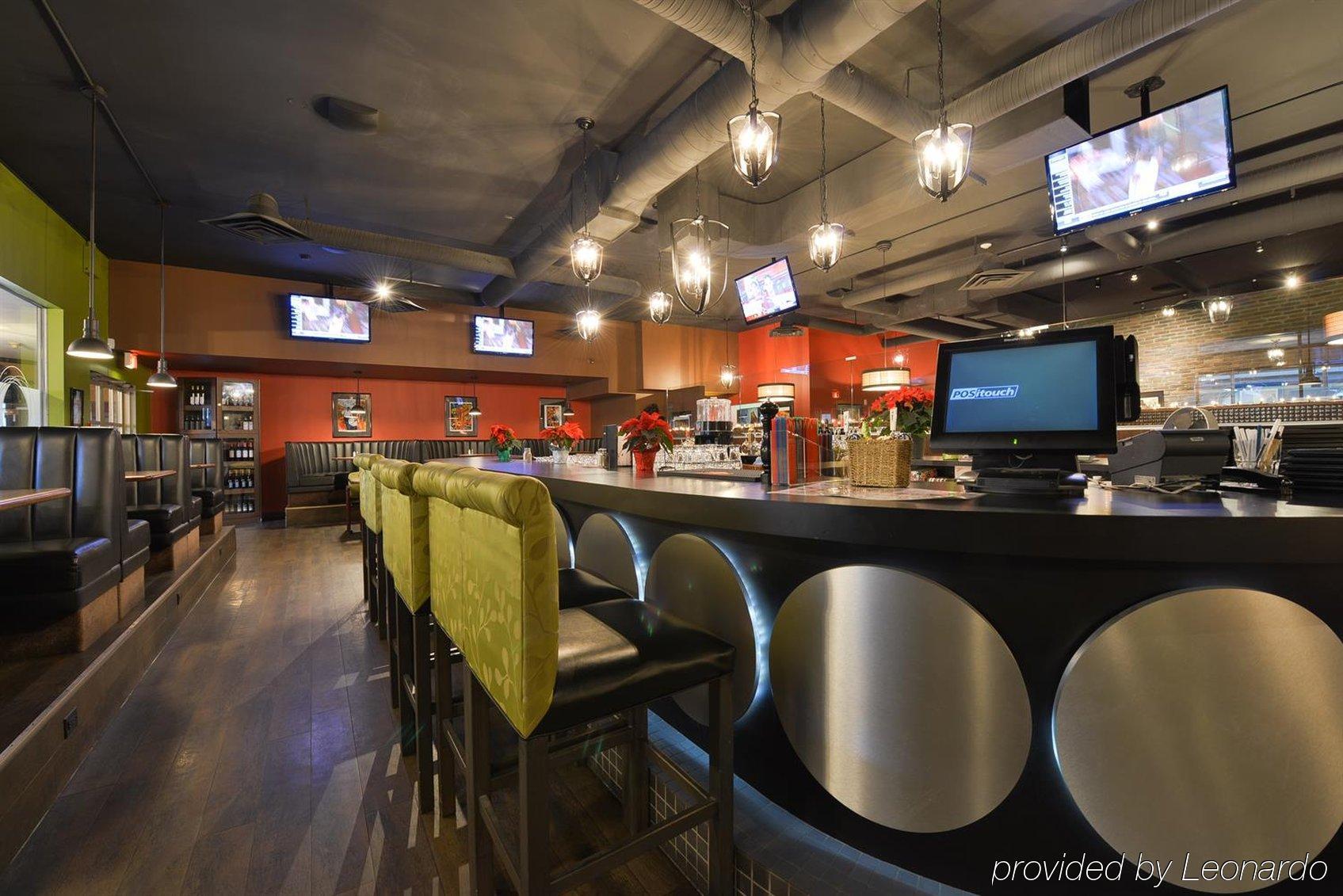 Prestige Vernon Hotel ภายนอก รูปภาพ
