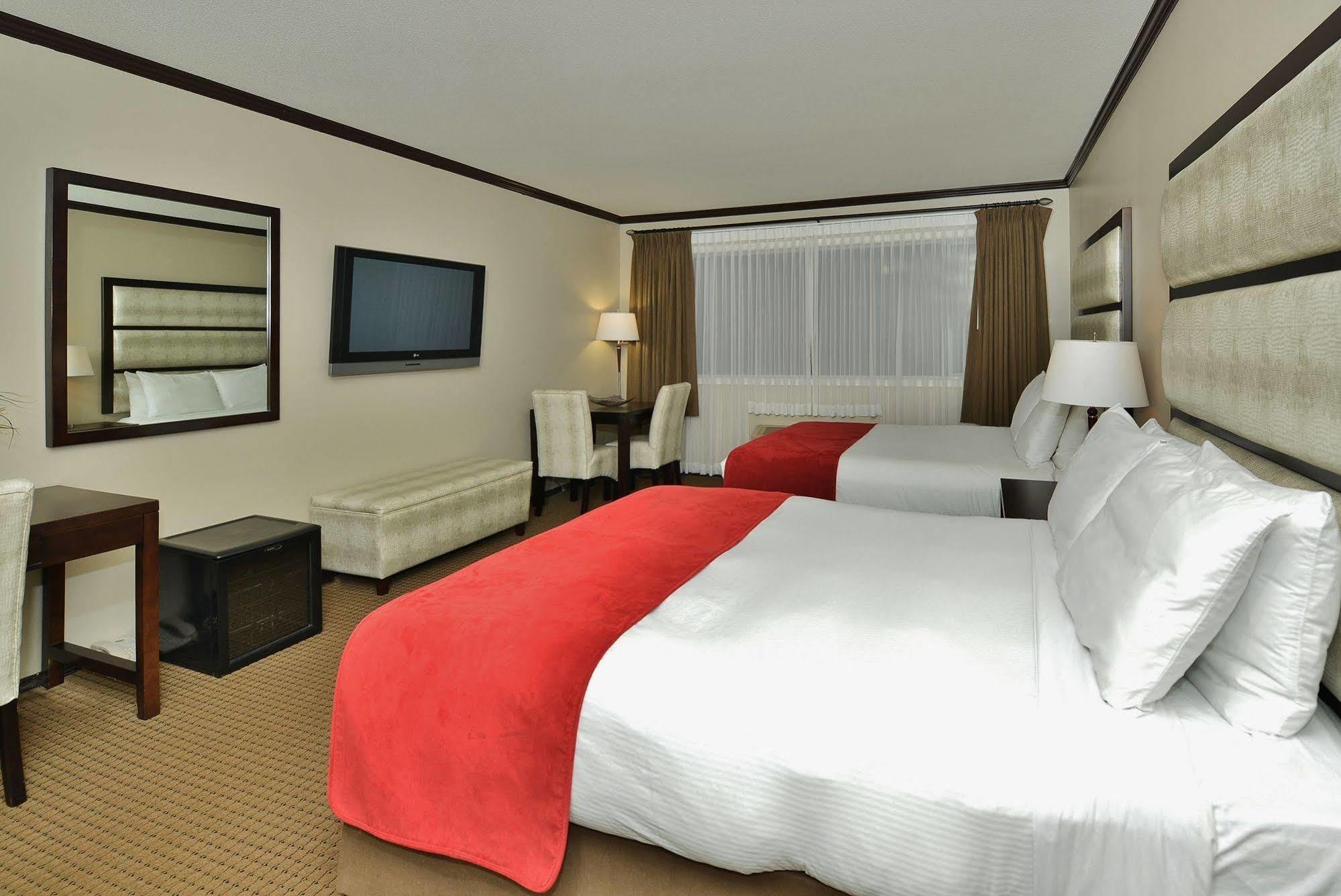 Prestige Vernon Hotel ภายนอก รูปภาพ