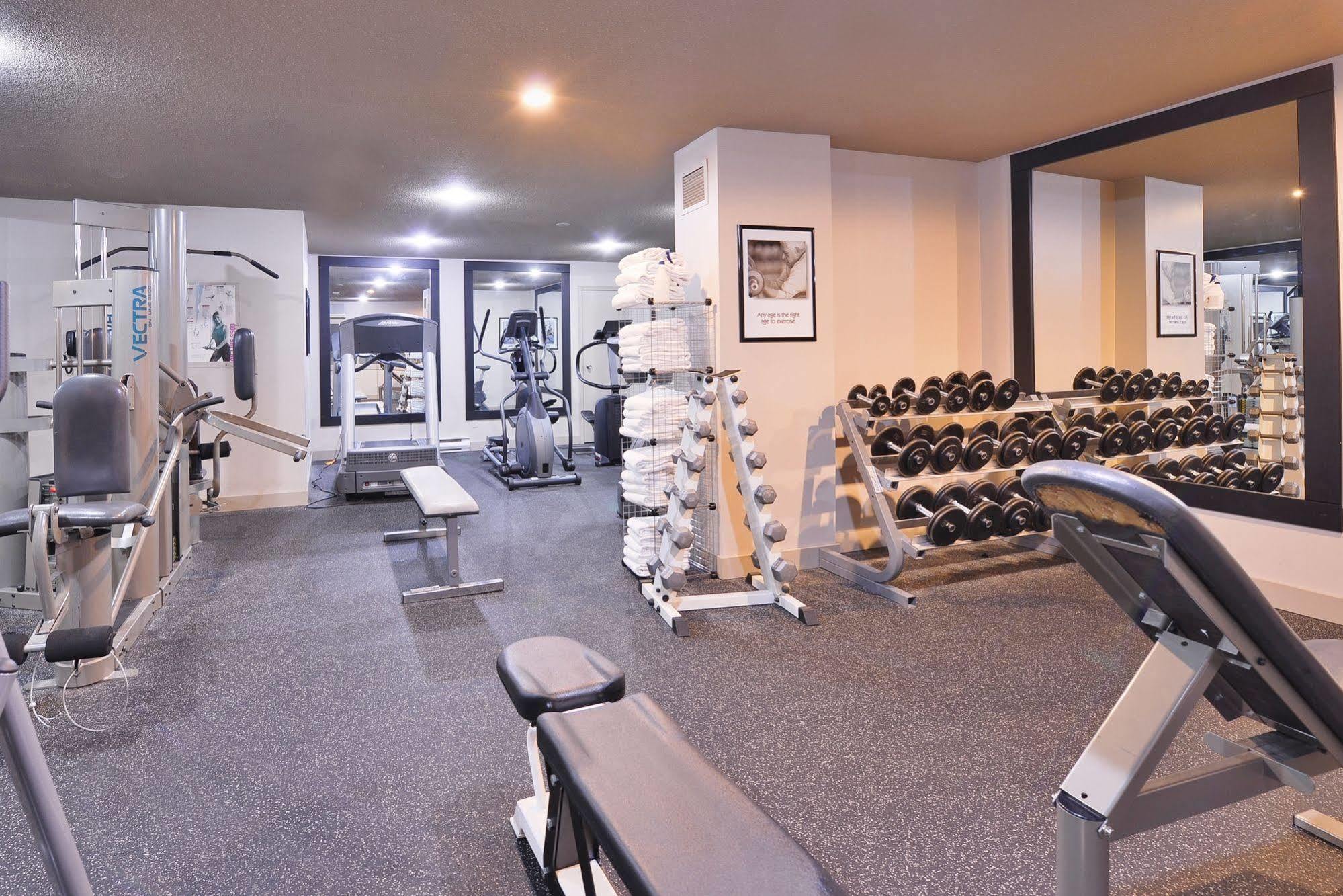 Prestige Vernon Hotel ภายนอก รูปภาพ